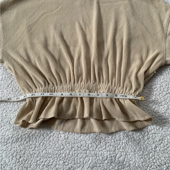 Zara Ribbed Peplum Long Sleeved Top - Picture 9 of 9